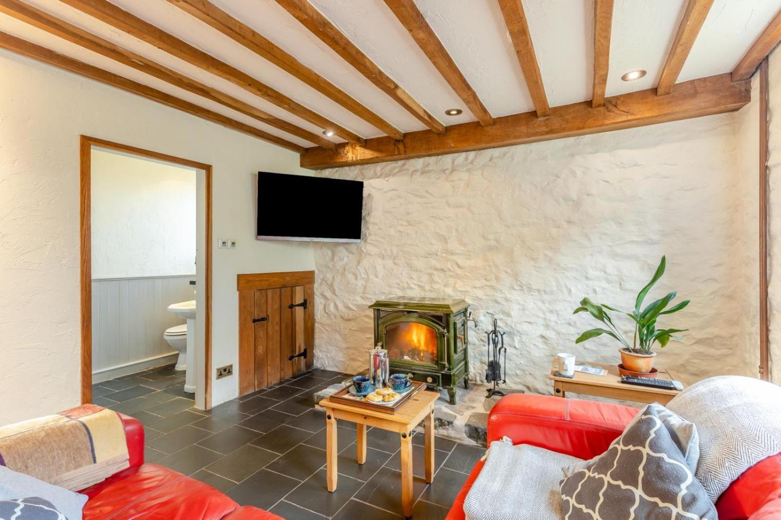 Pandy Farmhouse - Panoramic Mountain Views Within Snowdonia'S National Park - 4X4 Recommended Dolgellau Exterior photo